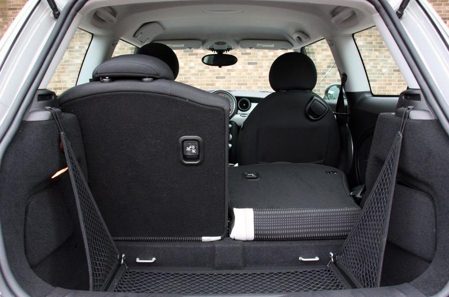  Mini Cooper 50 Camden Edition 2010 года  (фото 7 из 53)
